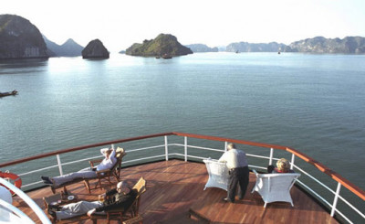 Emeraude Cruise Halong