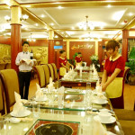 Halong Cua Vang Restaurant 