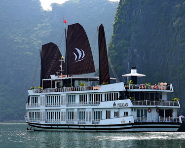 Pelican Luxury Cruises Halong Bay 